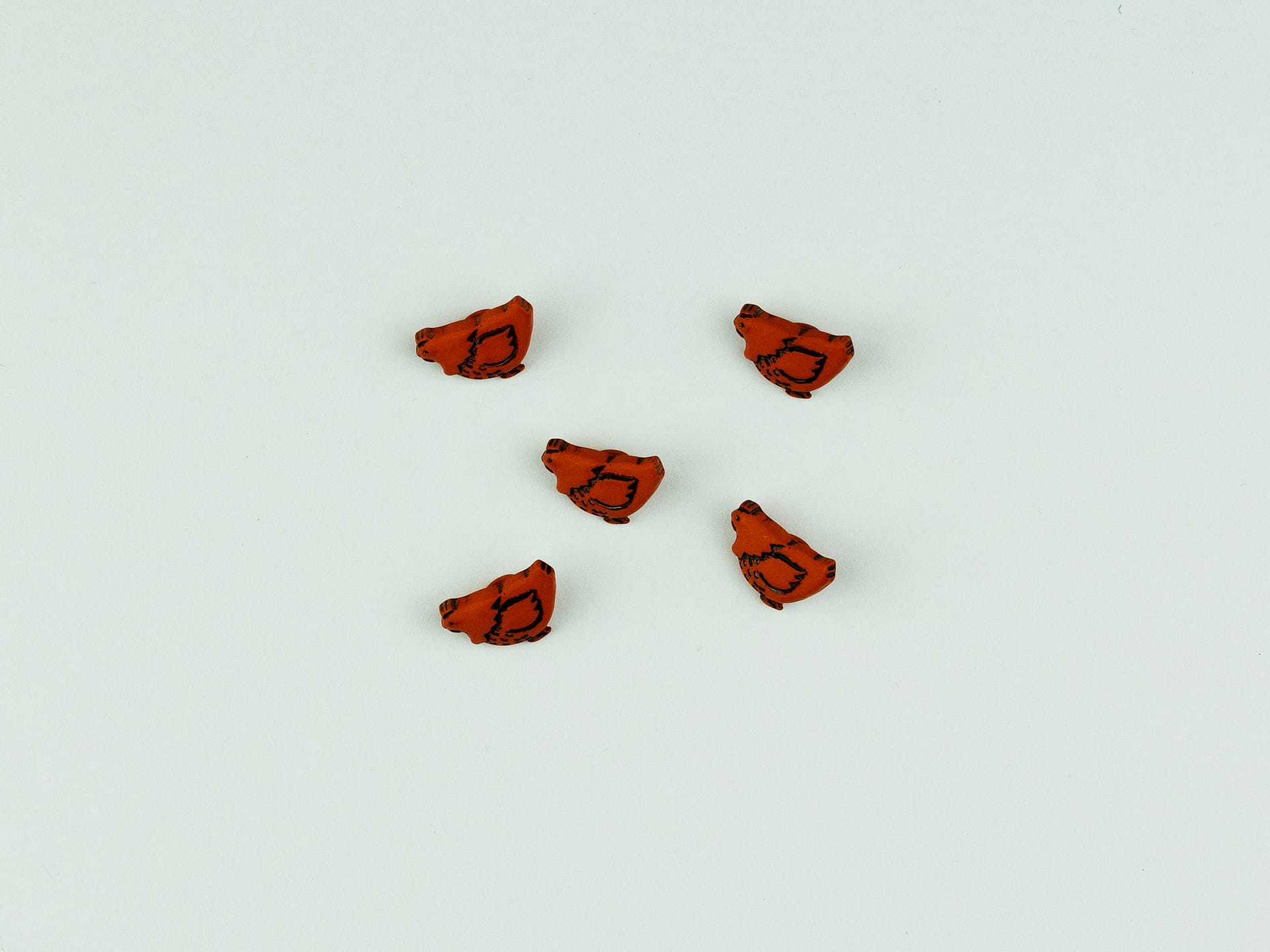 Brown Chicken Buttons 15mm